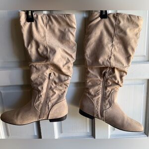 Women's Tan Slouch Boots, Excellent condition